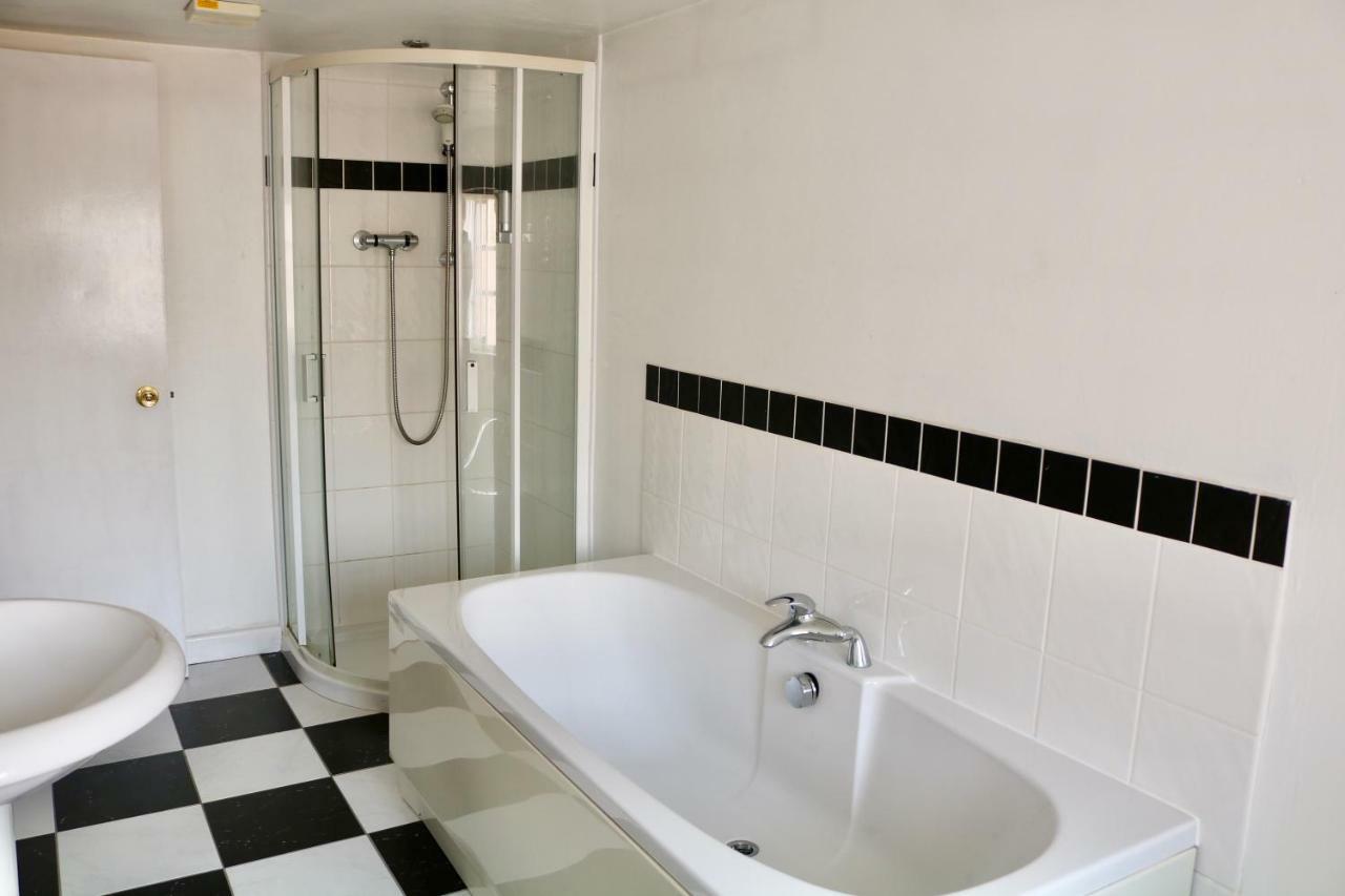 Bradmore  The Cottage Hotel מראה חיצוני תמונה